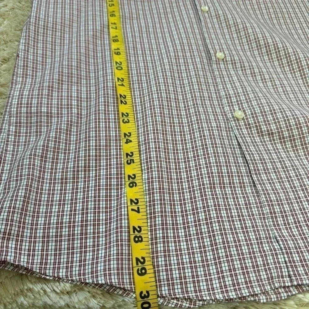 Hugo Boss Mens Sharp Fit Button Up shirt size 15 (32/33)